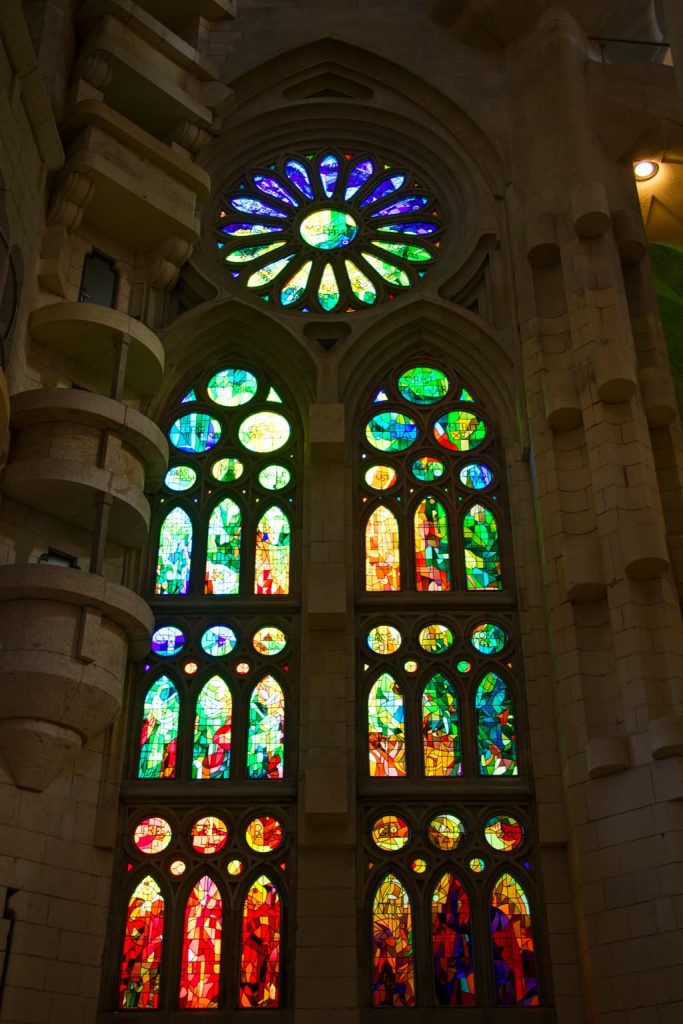 3 giorni a Barcellona tappe imperdibili e tappe insolite, barcellona, barcelona, casa battlò, sagrada familia, casa milà, casa vicens, barrio gotico, montjuc, bunker del carmel, arc de triomp, spagna, cosa vedere a barcellona, come spostarsi a barcellona, room mate anna, passei de gracia
